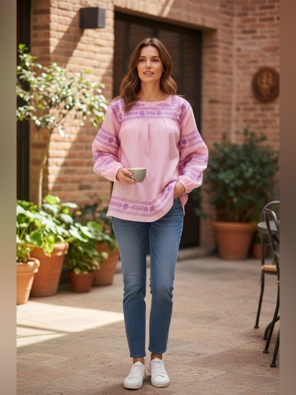 J. MARIE Embroidered blouse